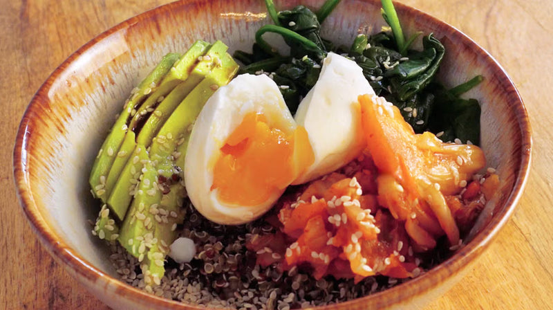 Kimchi, Quinoa & Egg Breakfast Bowl